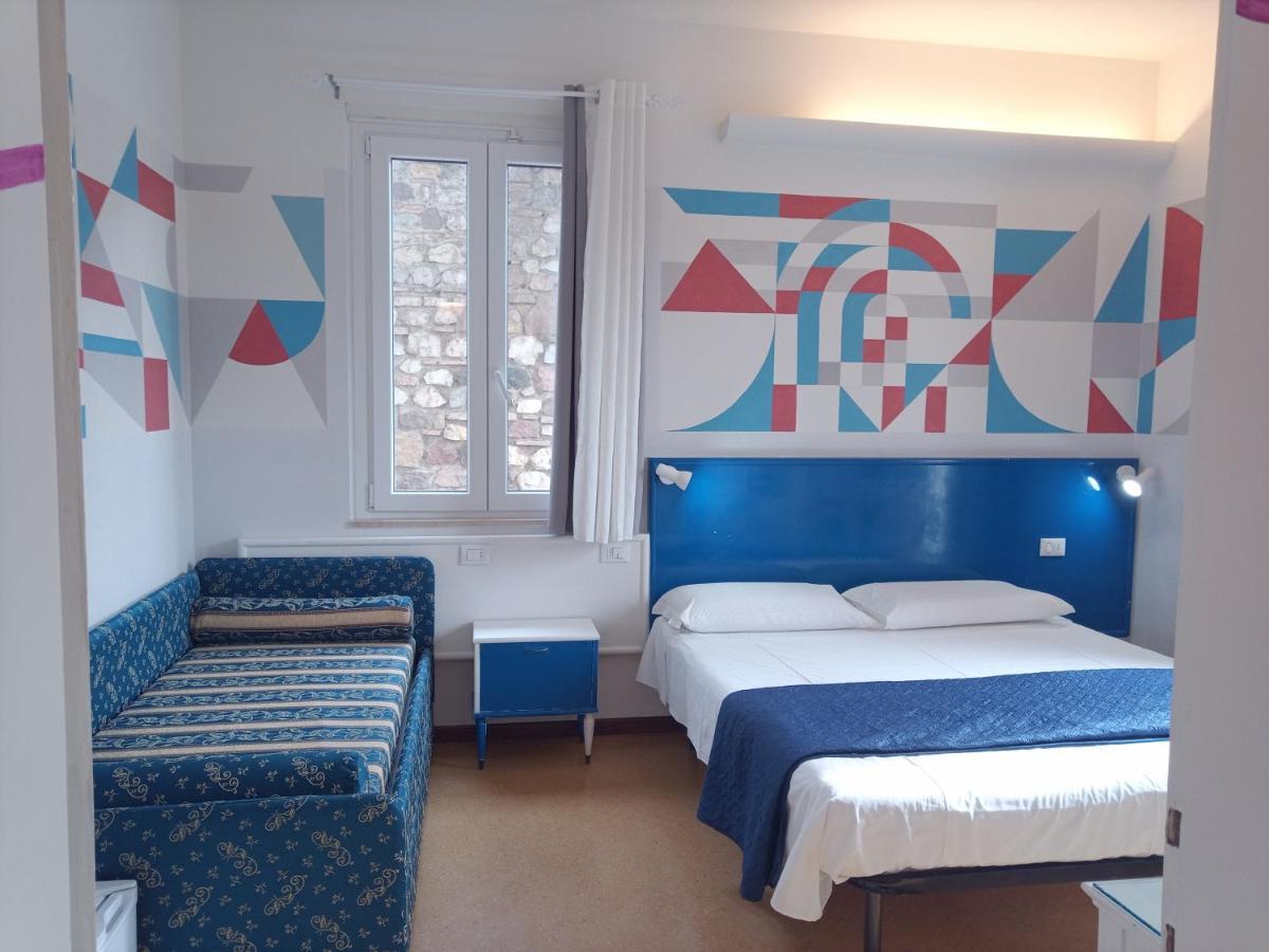 Vegan B&B Meuble Adriana Сірміоне Екстер'єр фото