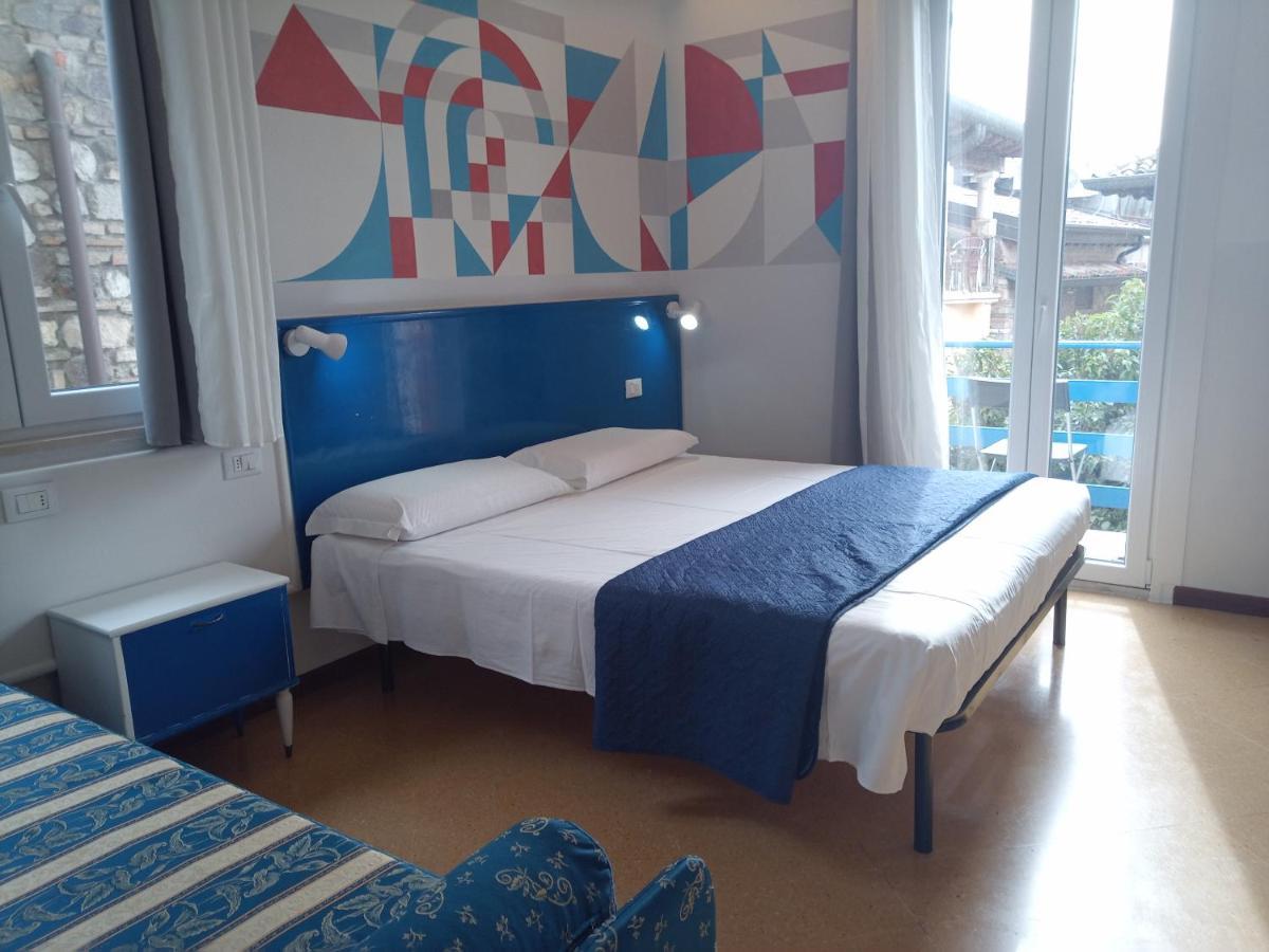 Vegan B&B Meuble Adriana Сірміоне Екстер'єр фото